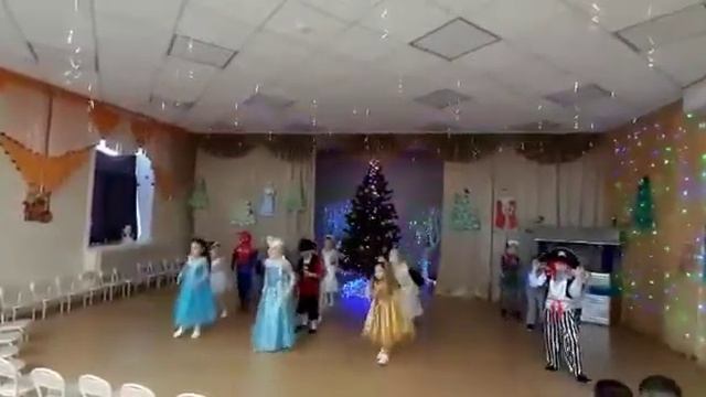 танец "Новый год" смотреть онлайн