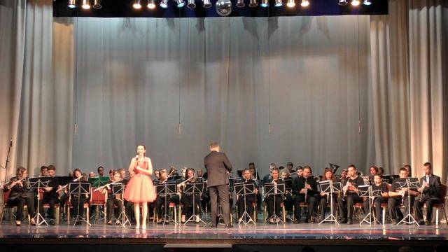 Сводный духовой оркестр "Балакиревцы России" - А ну-ка девушки солистка оркестра Валерия Кузнецов смотреть онлайн