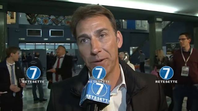 GRAN GALA' GRANATA: ABBRACCIO CON TIFOSI PER I CAMPIONI DELLA STAGIONE 91/92 смотреть онлайн