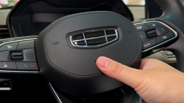2023 Geely Emgrand L Hi-P in-depth Walkaround смотреть онлайн