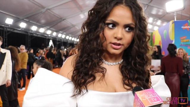 Miia Harris Talks MONSTER HIGH at the 2023 Kids' Choice Awards Orange Carpet смотреть онлайн