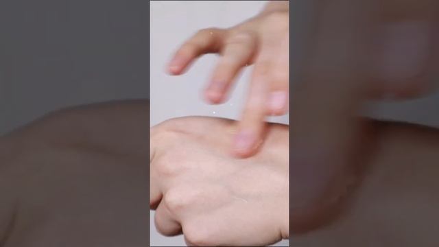 Увлажняющий, подсвечивающий праймер от Organic Kitchen в коллаборации с Еленой Богданович. смотреть онлайн