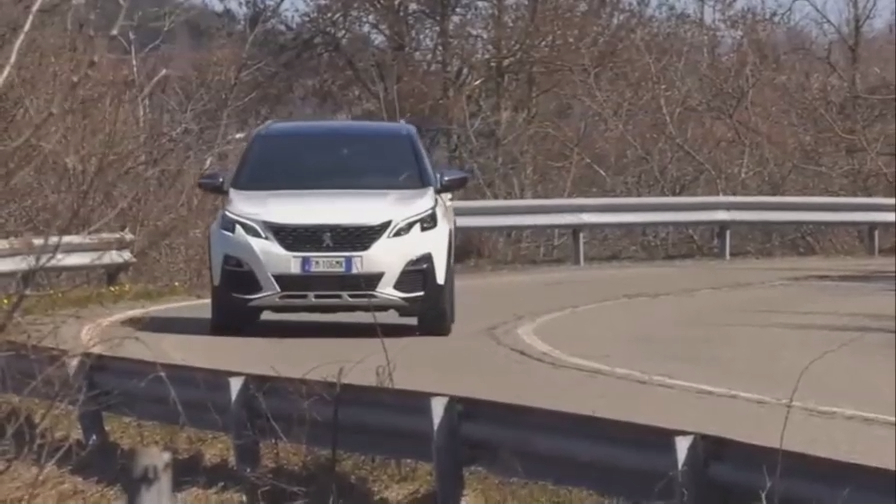 Новый 2018 Пежо 5008 GT | идеальный внедорожник смотреть онлайн