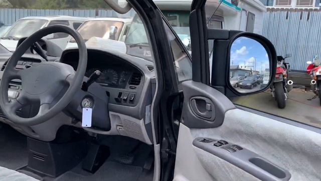 1994 Mitsubishi Delica L400 Space Gear Walkaround смотреть онлайн