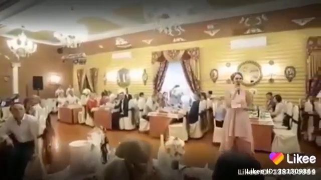 Моя лучшая подруга сочинила мне песню!😭