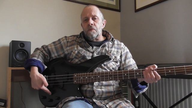Yamaha TRBX174 Bass Guitar. Pt - 1 Unboxing and Sounds смотреть онлайн