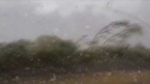 📽 СИЛЬНЕЙШИЙ ТОРНАДО В КИТАЕ || 2021|| РУШИТ ДОМА И ВЫРЫВАЕТ ДЕРЕВЬЯ || В ХЭБЭЕ.