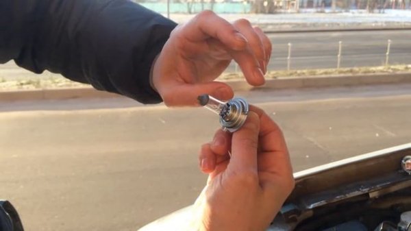 Замена лампочки ближнего света Great Wall Hover (Грейт Волл Ховер)