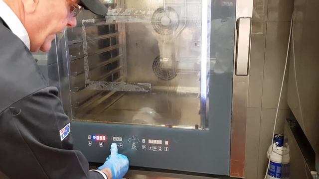 UNOX CHEFTOP operating a wash program смотреть онлайн