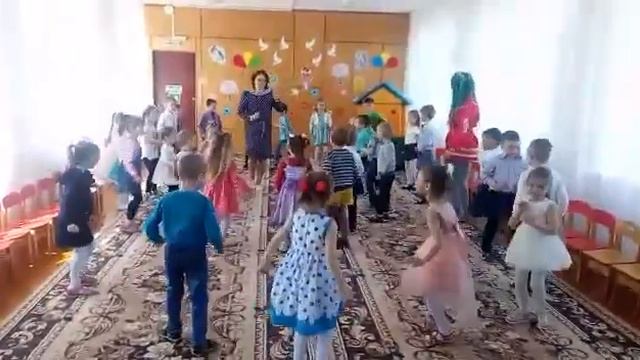 Песня «Солнышко смеётся, а сосульки плачут»