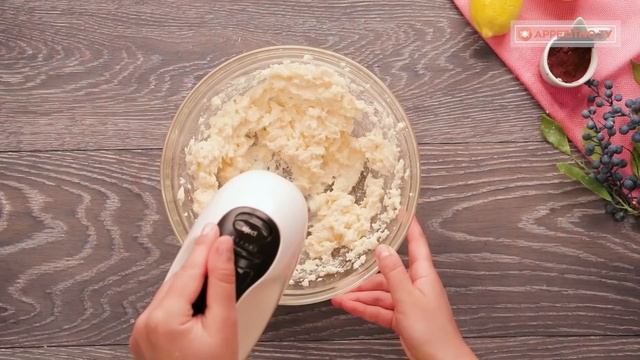 Буду готовить часто! Нежный, холодный торт со вкусом мороженого для жаркого лета!| Appetitno.TV смотреть онлайн