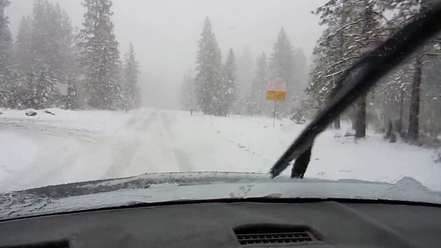 272# Alex-Дальнобой США.Дорога,снег...и конечно 4х4...красота!!! смотреть онлайн