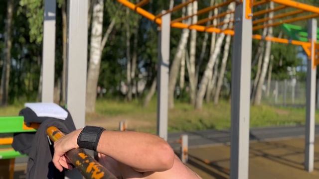 1000 Отжиманий На Брусьях За 100 Минут смотреть онлайн