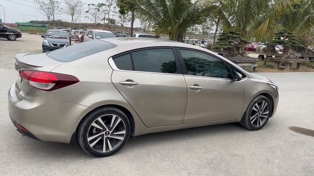 Kia Cerato 2017 Zin cả xe bao test check hãng đầy đủ giá nhân dân cho bà con.LH 0362968558 смотреть онлайн