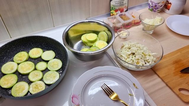 БЕЗУМНО ВКУСНО! КАБАЧКИ КАК ШАШЛЫЧКИ! И никакого мяса не надо) Попробовав РАЗ будете готовить ВСЕГД смотреть онлайн