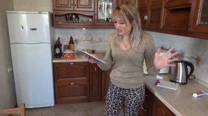 Лена РАЗБИЛА ДОРОГОЙ iPad и ПОДСТАВИЛА Толика...