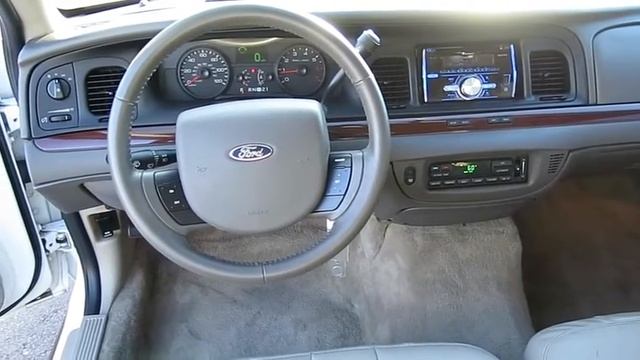 2011 FORD CROWN VICTORIA смотреть онлайн