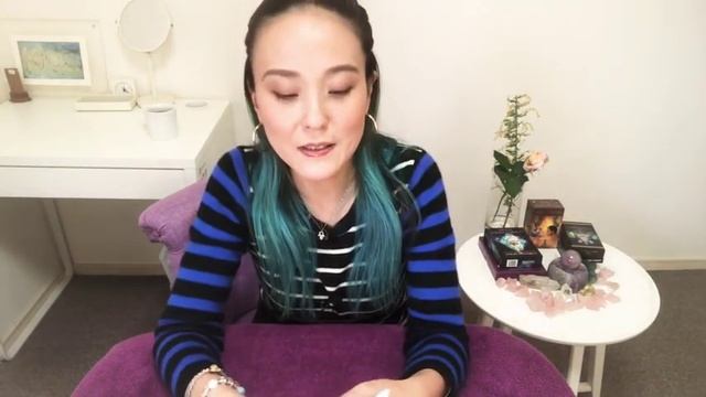 解説書を見ないオラクルカードリーディング?やり方ご紹介?? смотреть онлайн