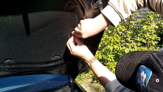 Установка газовых упоров капота смотреть онлайн