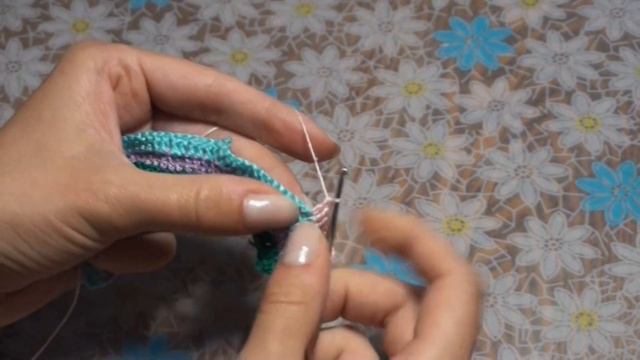 Футболка на барби.Одежда для кукол крючком. Мастер класс. смотреть онлайн
