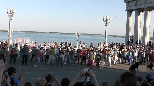 Флешмоб центральная набережная г.Волгоград смотреть онлайн