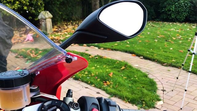 Owning a Ducati Panigale V4 2019. First ride review of Ducati's latest 214bhp V4 Superbike смотреть онлайн