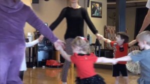 ?? Malko Dance Studio for Toddlers (студия танцев)