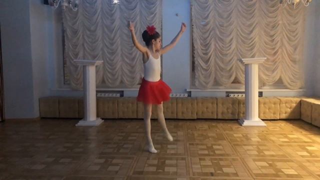 «КАРМЕН» Маленькая балерина. Злата Иванская 9 лет смотреть онлайн