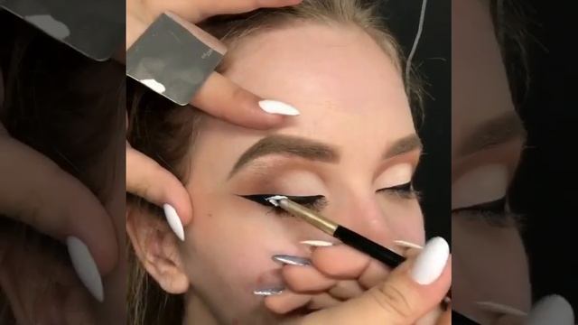 Обожаю этот макияж ???????? и почему я не сделала себе такой на свадьбу ? смотреть онлайн