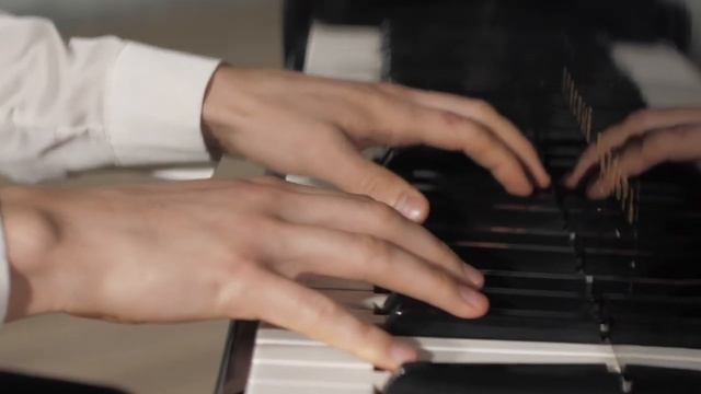 July Rose - It Will Happen One Day смотреть онлайн