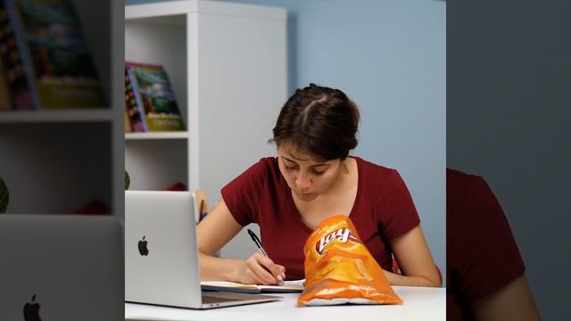 33 КУХОННЫХ ЛАЙФХАКА, КОТОРЫЕ МОГУТ ПРИГОДИТЬСЯ смотреть онлайн