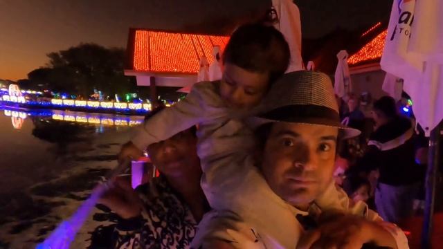 Christmas Festival of Light**** смотреть онлайн