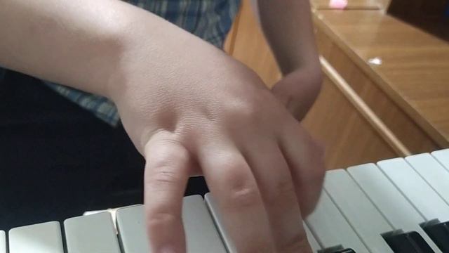 если это видео наберёт больше десяти лайков тогда я сниму как играть музыку майнкрафта смотреть онлайн