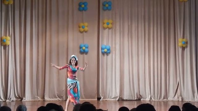 Карпенко Анна тренер Шоу-балета восточного танца "Diamant" рук. Анна Бобок 16.05.2015 смотреть онлайн