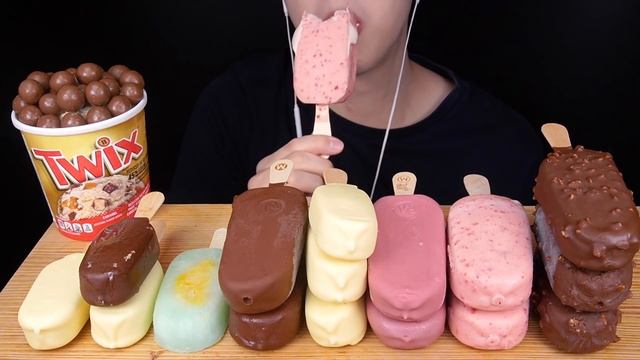 ASMR MALTESERS MAGNUM CHOCOLATE ICE CREAM PARTY DESSERT MUKBANG 먹방 チョコレートアイスクリーム 咀嚼音 EATING SOUNDS смотреть онлайн