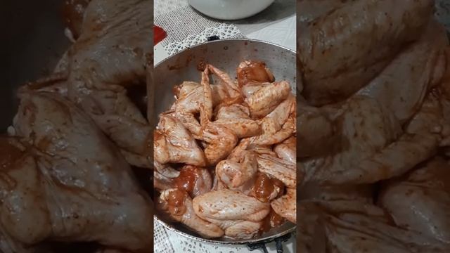 ШАШЛЫК ИЗ КУРИНЫХ КРЫЛЬЕВ. Сочные куриные крылышки на мангале смотреть онлайн
