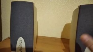 Genius SP - G10. Мал, да удал)) Компьютерные колонки с хорошим звуком.