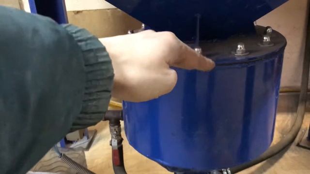 Пескоструйная камера в гараже. смотреть онлайн