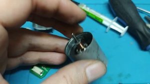 Ремонт робота-пылесоса iBot Vac Plus. Проблема с приводом колеса