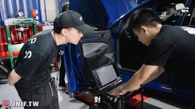 嚴重成癮，沒有300匹我不想開！？ Golf R MK8 & Audi A5 Sportback 45 tfsi B9.5 with EtunersTW 宏葳國際 ｜紳士痞子 x JNIF смотреть онлайн