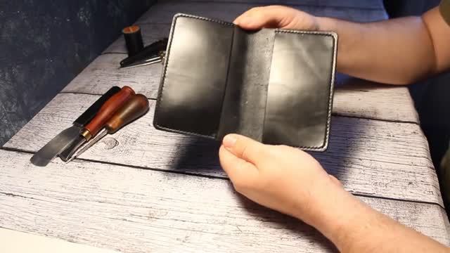 Обложка на паспорт из натуральной кожи. Ручная работа. смотреть онлайн