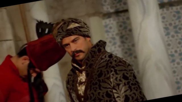 Как живет Окан Ялабык Okan Yalabık Ибрагим из сериала Великолепный век и сколько он зарабатывает смотреть онлайн