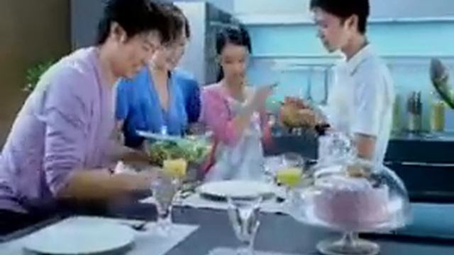 Mitsubishi Electric's Refrigerator TV Commercial смотреть онлайн
