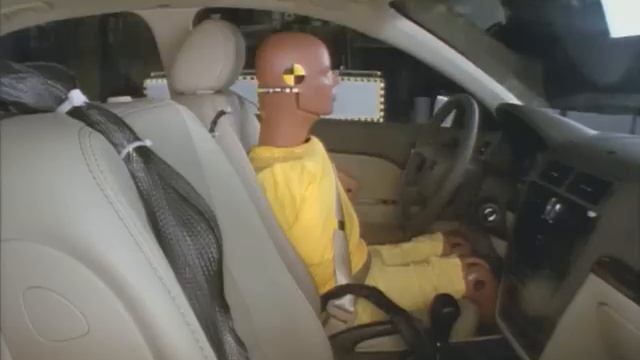 2006 Ford Fusion side IIHS crash test смотреть онлайн