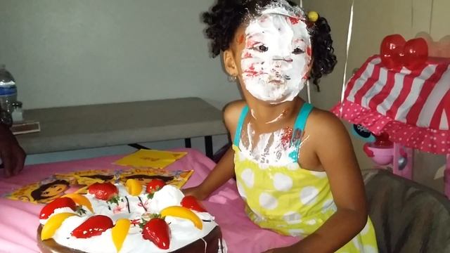 Best cake face video ever смотреть онлайн