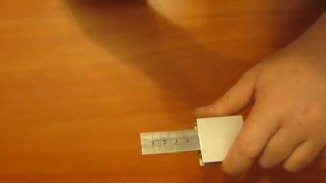 Малая линейка мебельщика или самый простой кондуктор.