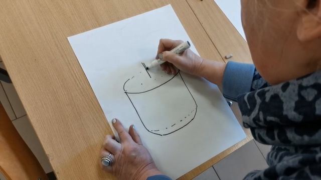 Мастер-класс из цикла «Учусь рисовать» смотреть онлайн
