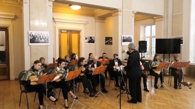 Э. Сантеухини. Рио-Рита. Ансамбль русских народных инструментов ДК МЭИ (Москва) смотреть онлайн