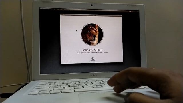 Installing Mac OS Lion on Macbook 2007 смотреть онлайн