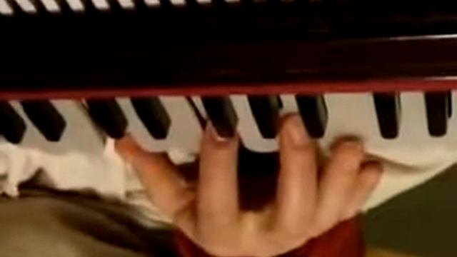 Перевёрнутое видео "мелодия Шрилы Прабхупады" смотреть онлайн
